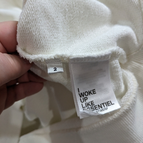 Essentiel Antwerp Zita bead & sequin puff sleeve sweatshirt 8 - Picture 11 of 14